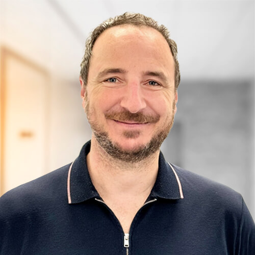 Portrait von Felix Mauz, Mitarbeiterin des Brustkrebszentrums am Maindreieck in der Klinik Kitzinger Land.